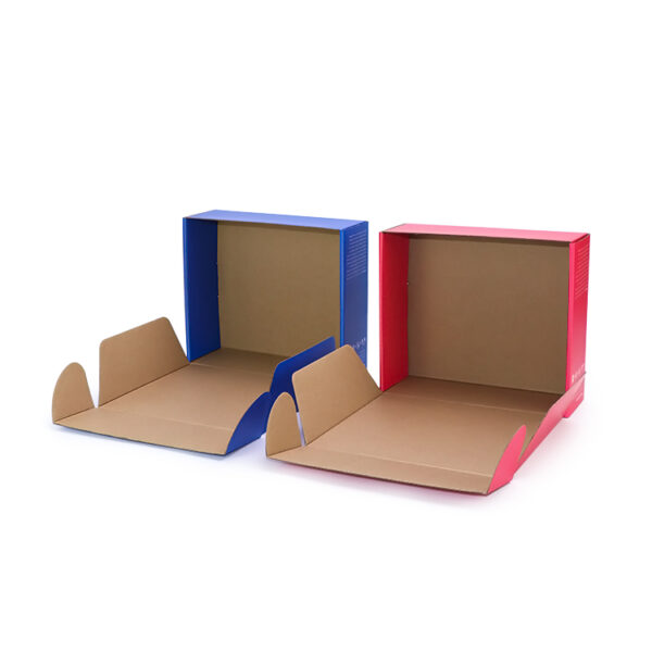 headphones airplane boxes